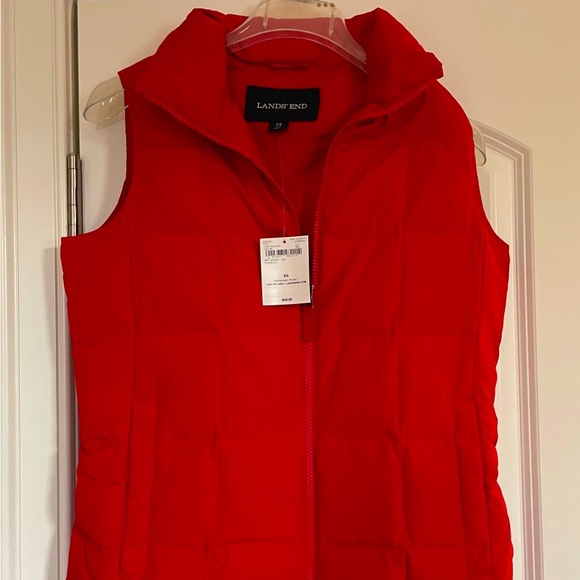 NWT Lands End Red Down Puffer Vest XS - Picture 2 of 8